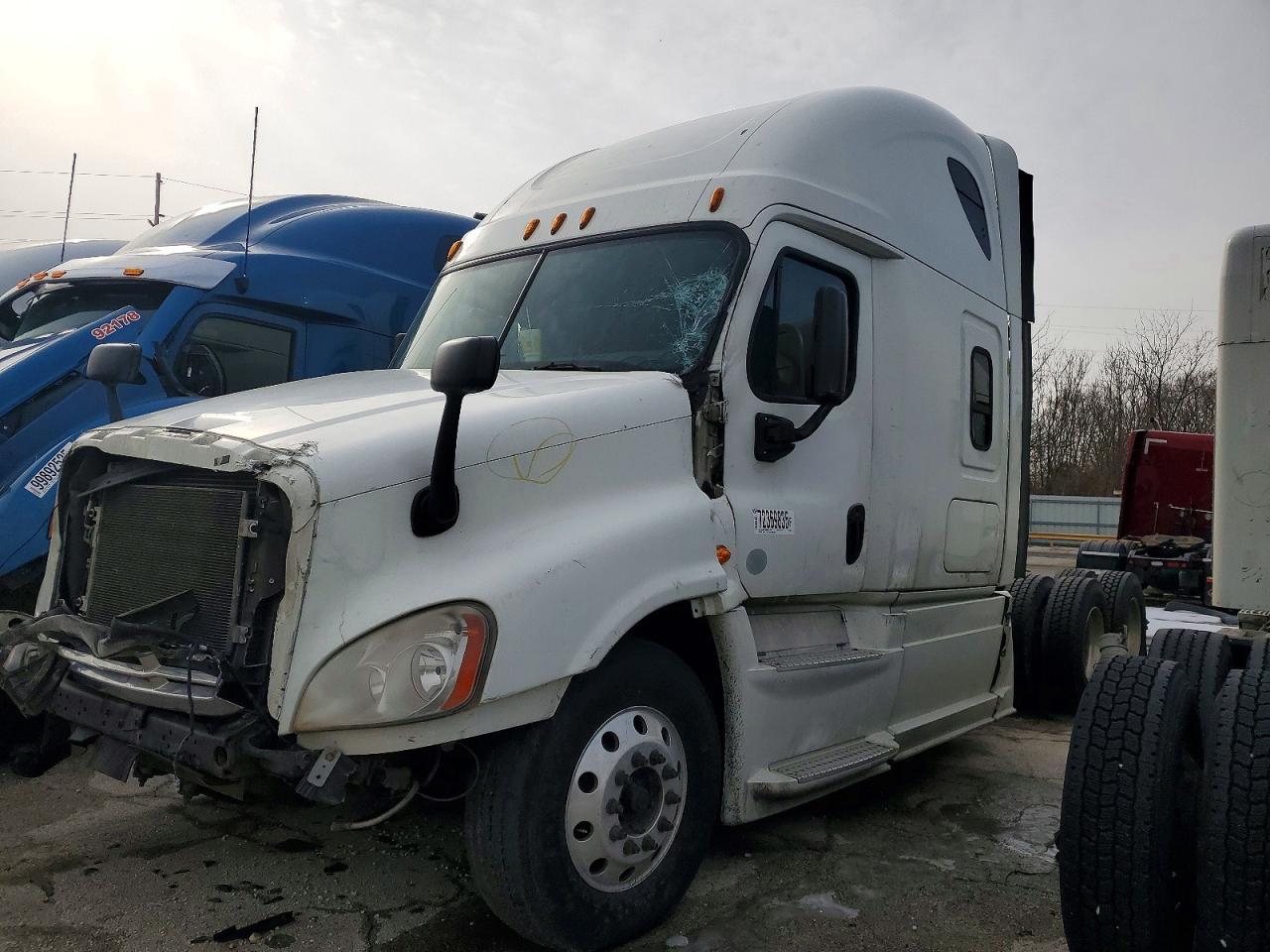 2014 Freightliner Cascadia 125