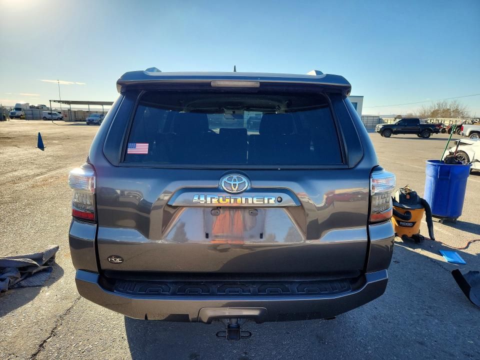 2018 Toyota 4runner SR5