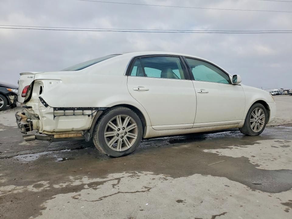 2005 Toyota Avalon xl