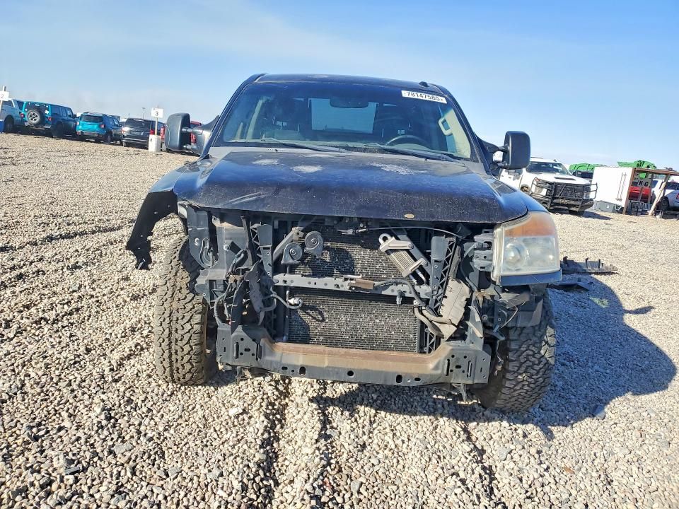 2012 Nissan Titan s