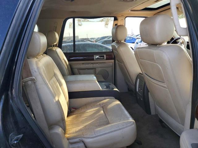 2003 Lincoln Navigator