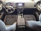 2016 Nissan Pathfinder sv