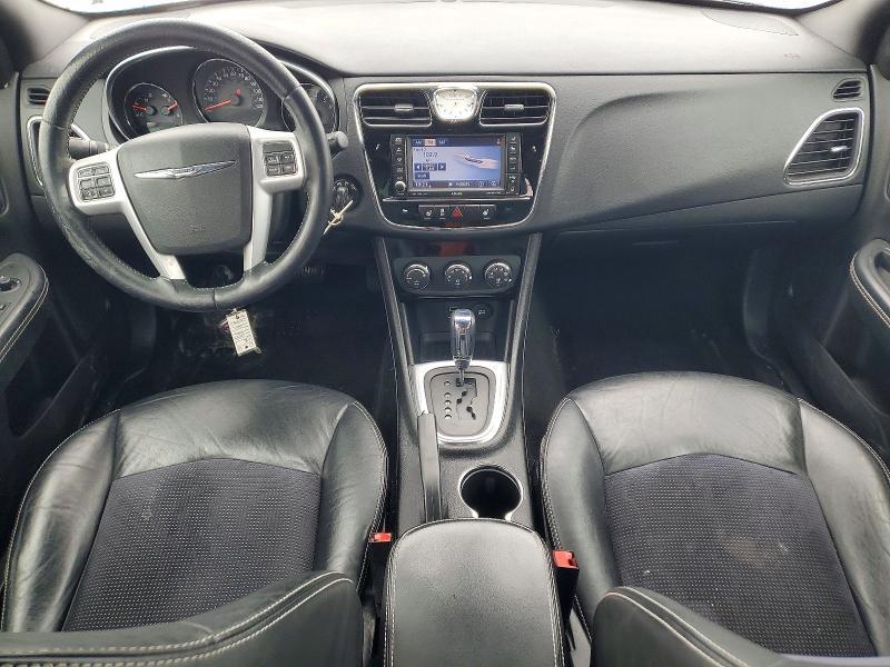 2012 Chrysler 200 s