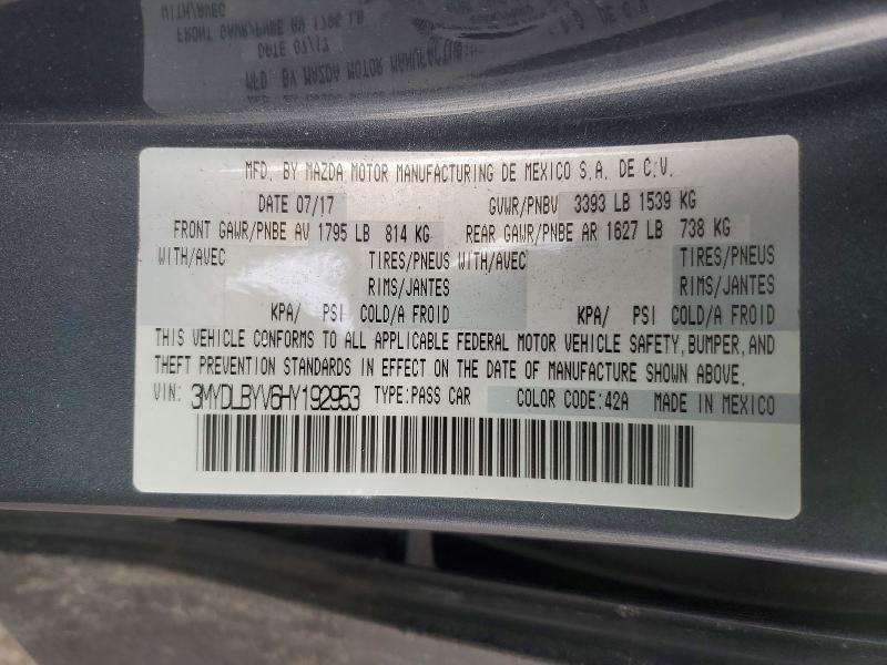2017 Toyota Yaris ia Base