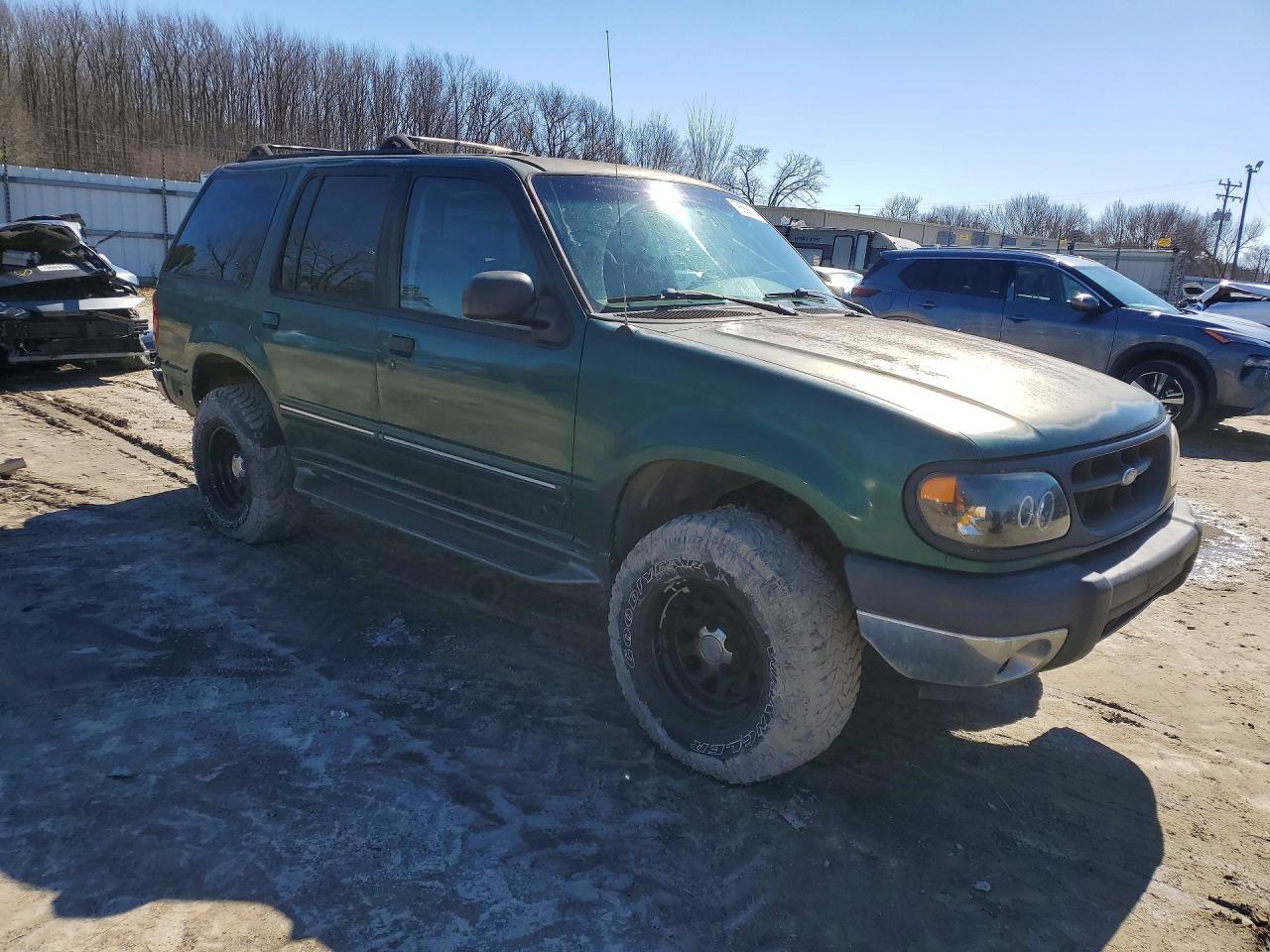 2000 Ford Explorer xlt