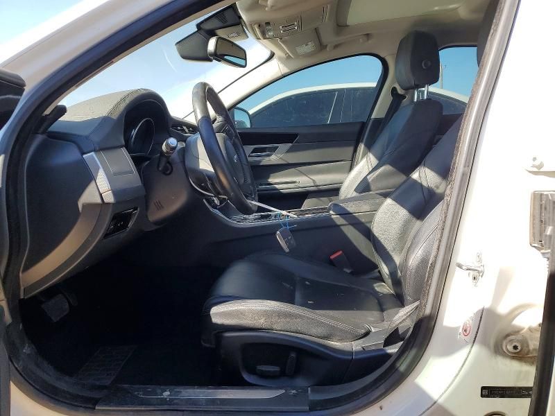 2017 Jaguar Xf Premium
