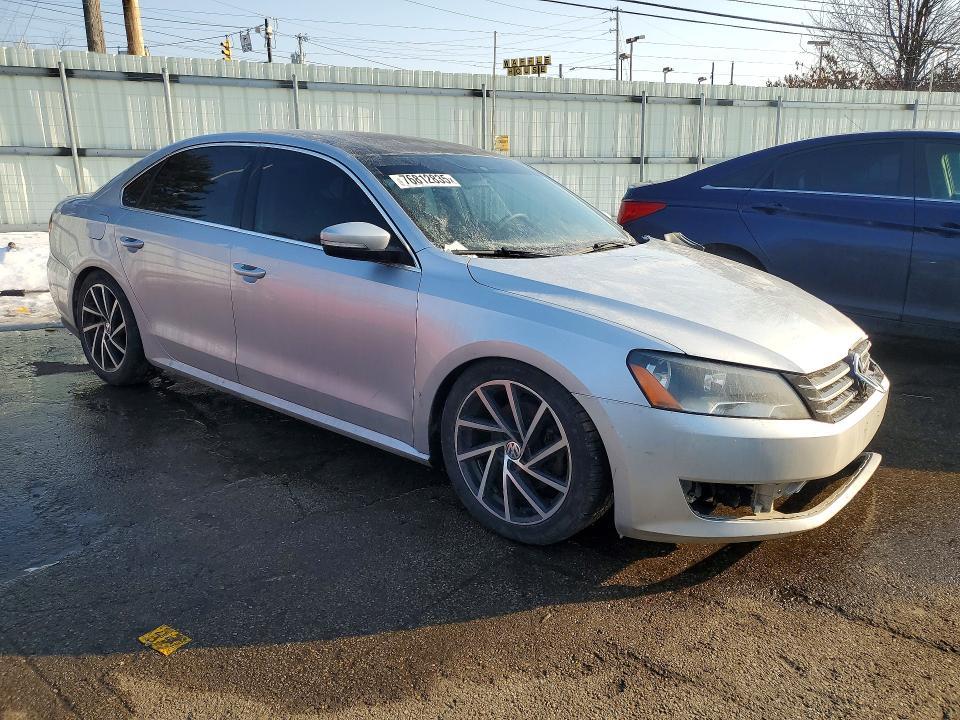 2013 Volkswagen Passat se