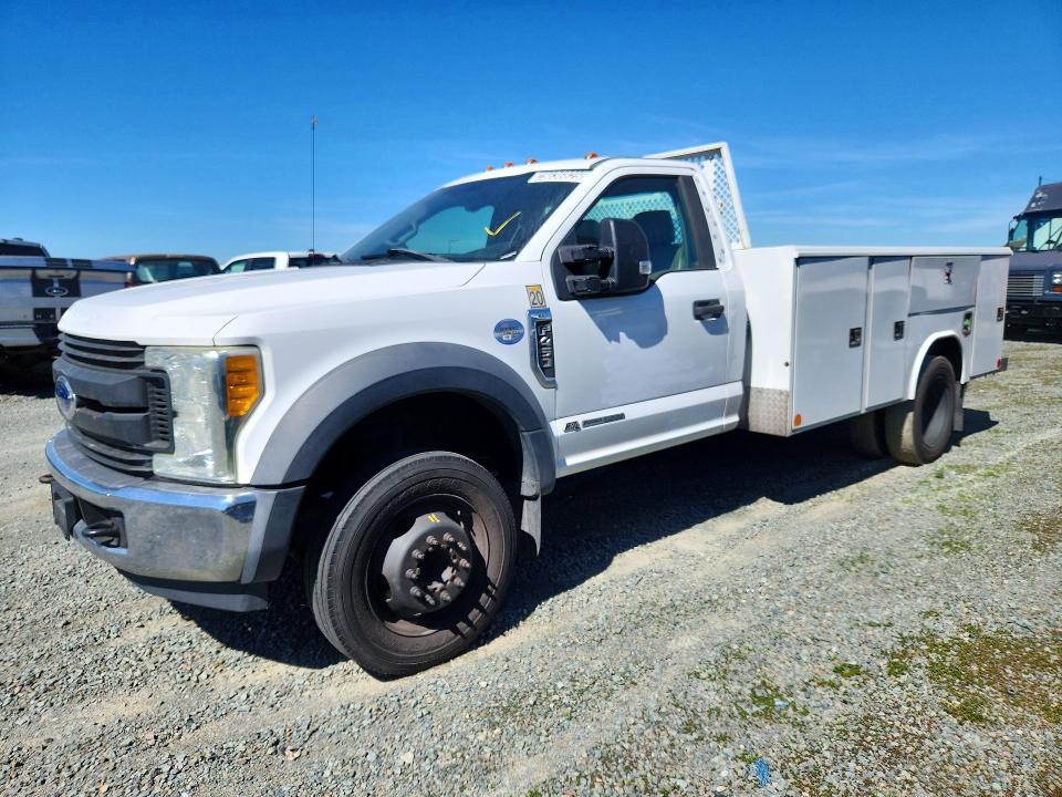 2017 Ford F450 Super Duty Utility / Service Truck