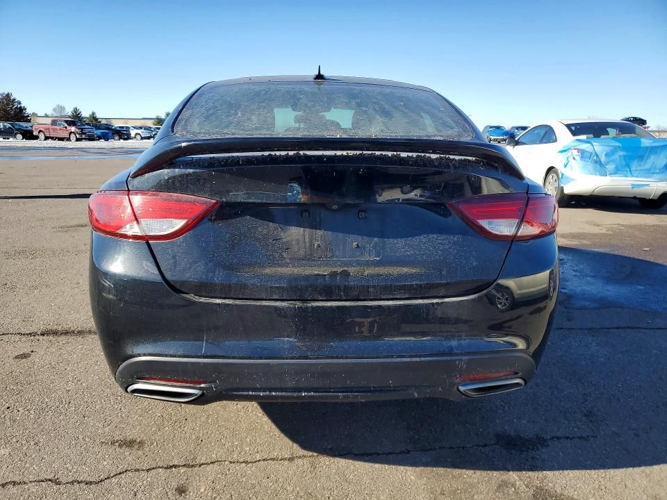 2015 Chrysler 200 s