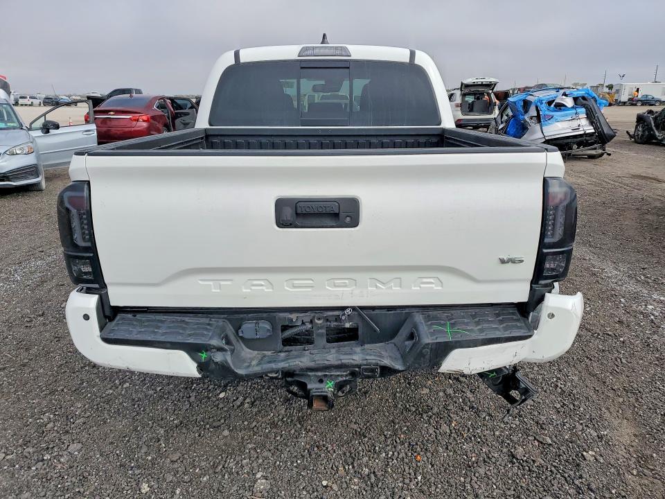 2022 Toyota Tacoma SR5 V6