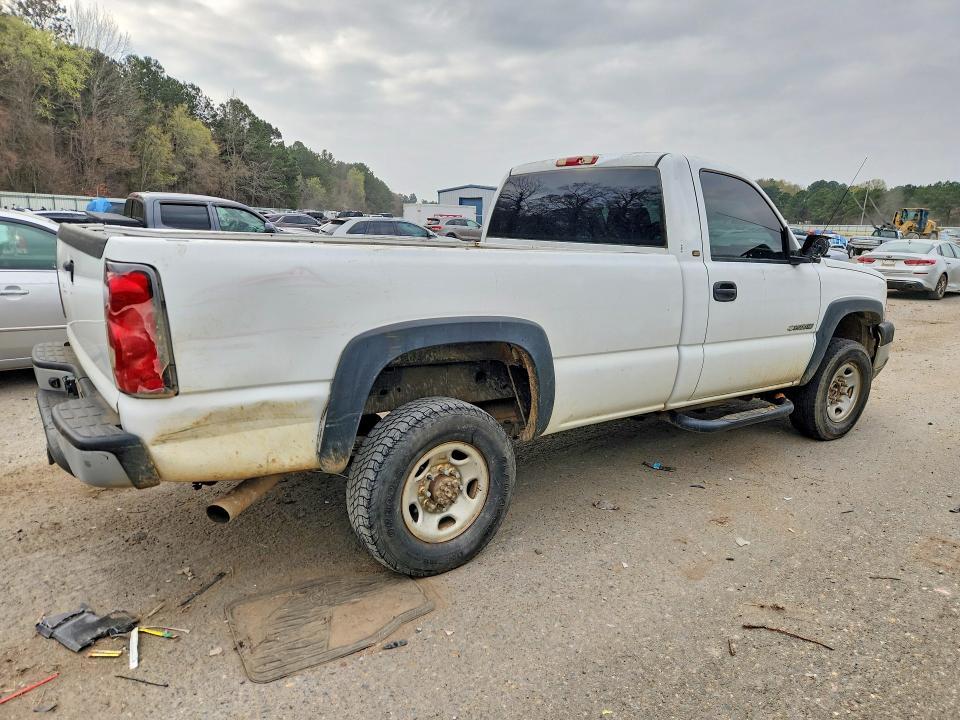 2004 Chevrolet Silverado C2500 Heavy Duty