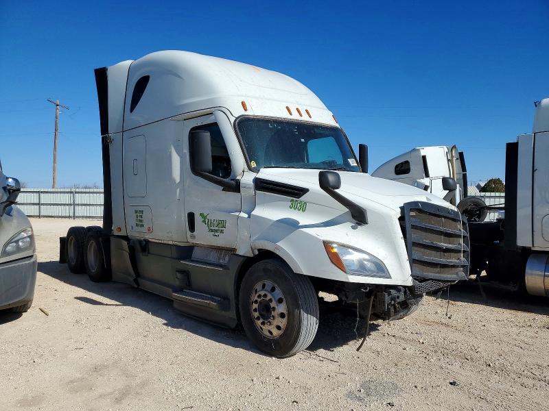2020 Freigliner 2020 Freightliner Cascadia 126 Semi Truck