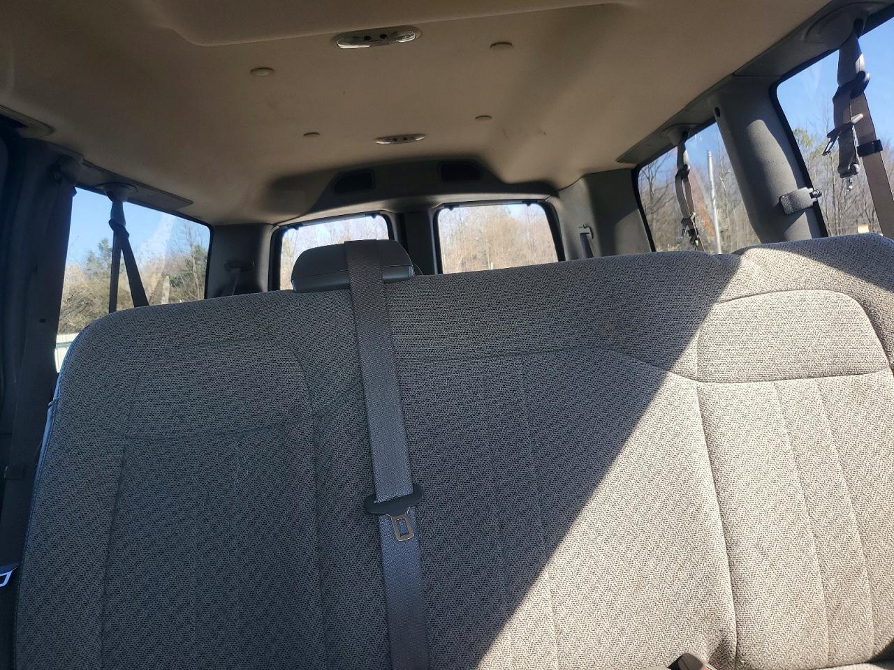 2018 Chevrolet Express G2500 LT