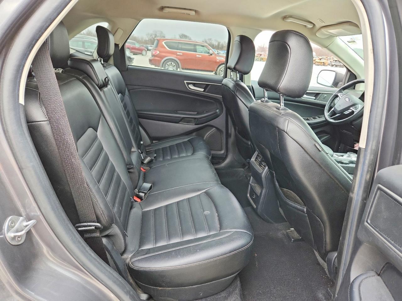 2021 Ford Edge sel