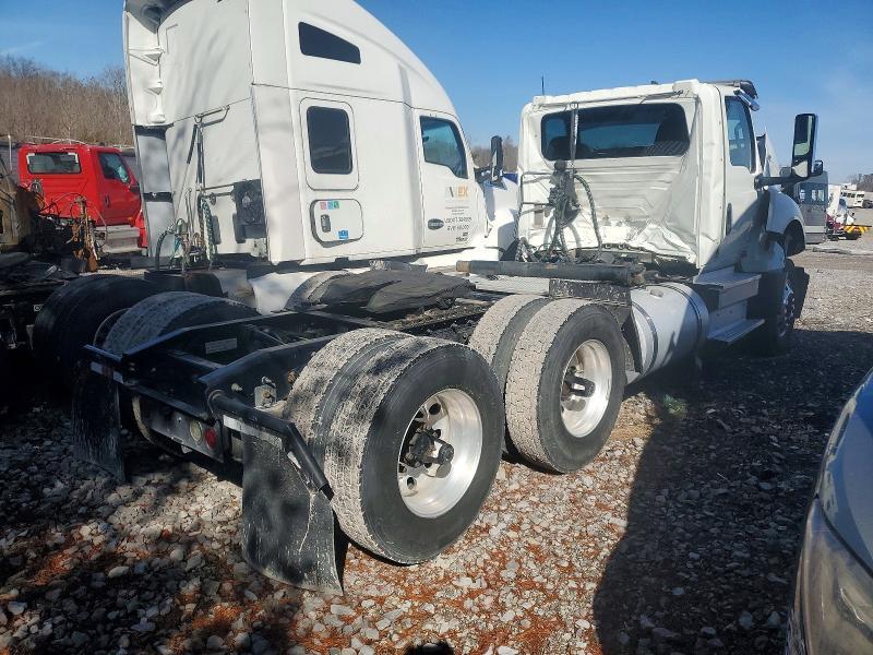 2023 International LT62F Semi Truck