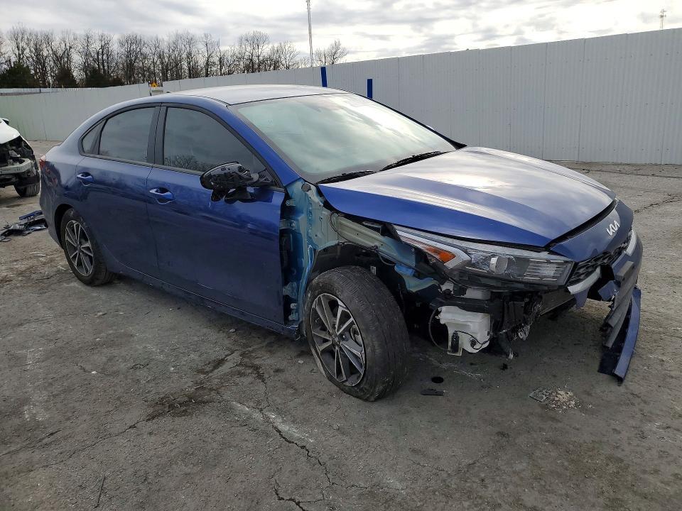 2024 KIA Forte lx