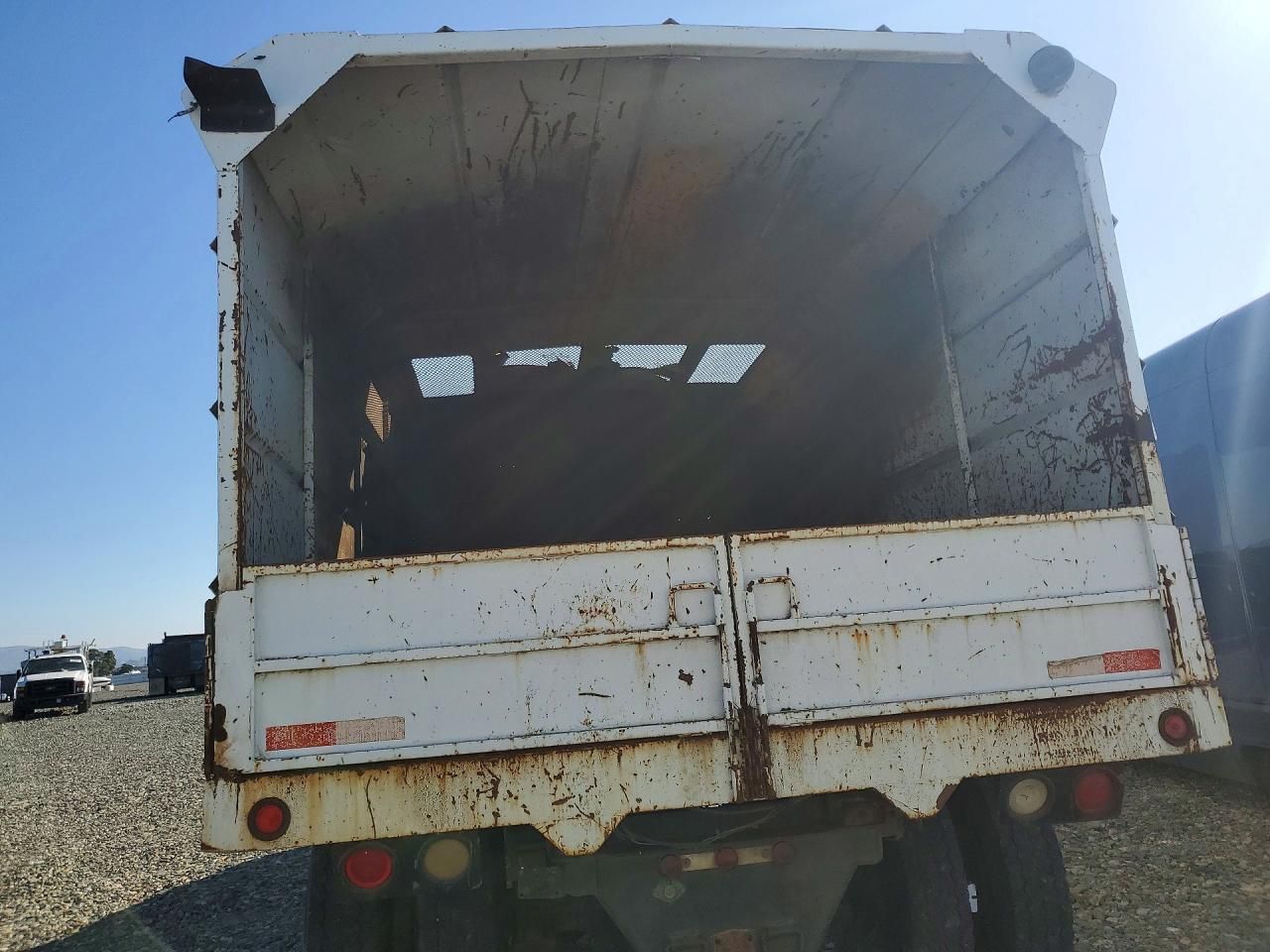 1997 International 4700 Chipper Truck