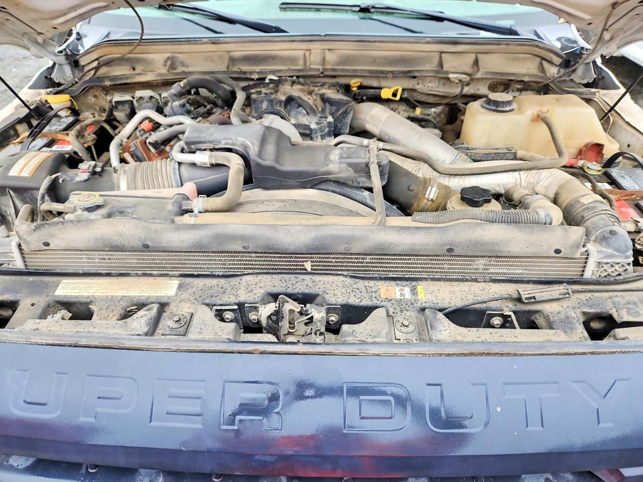 2016 Ford F550 Super Duty Flatbed Truck