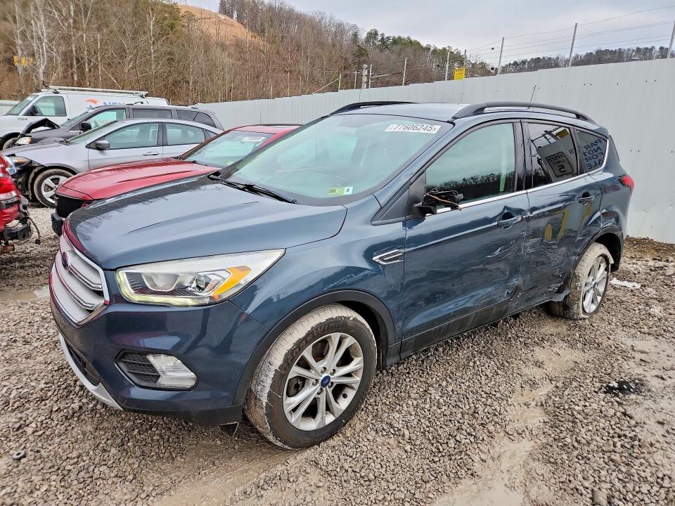 2019 Ford Escape sel