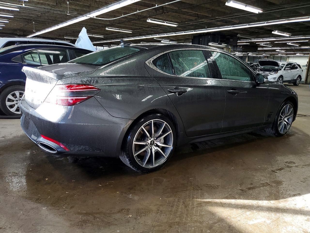 2025 Genesis G70 2.5t Standard