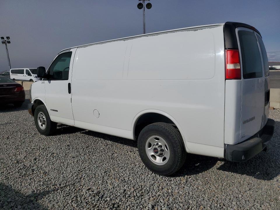 2005 GMC Savana G2500