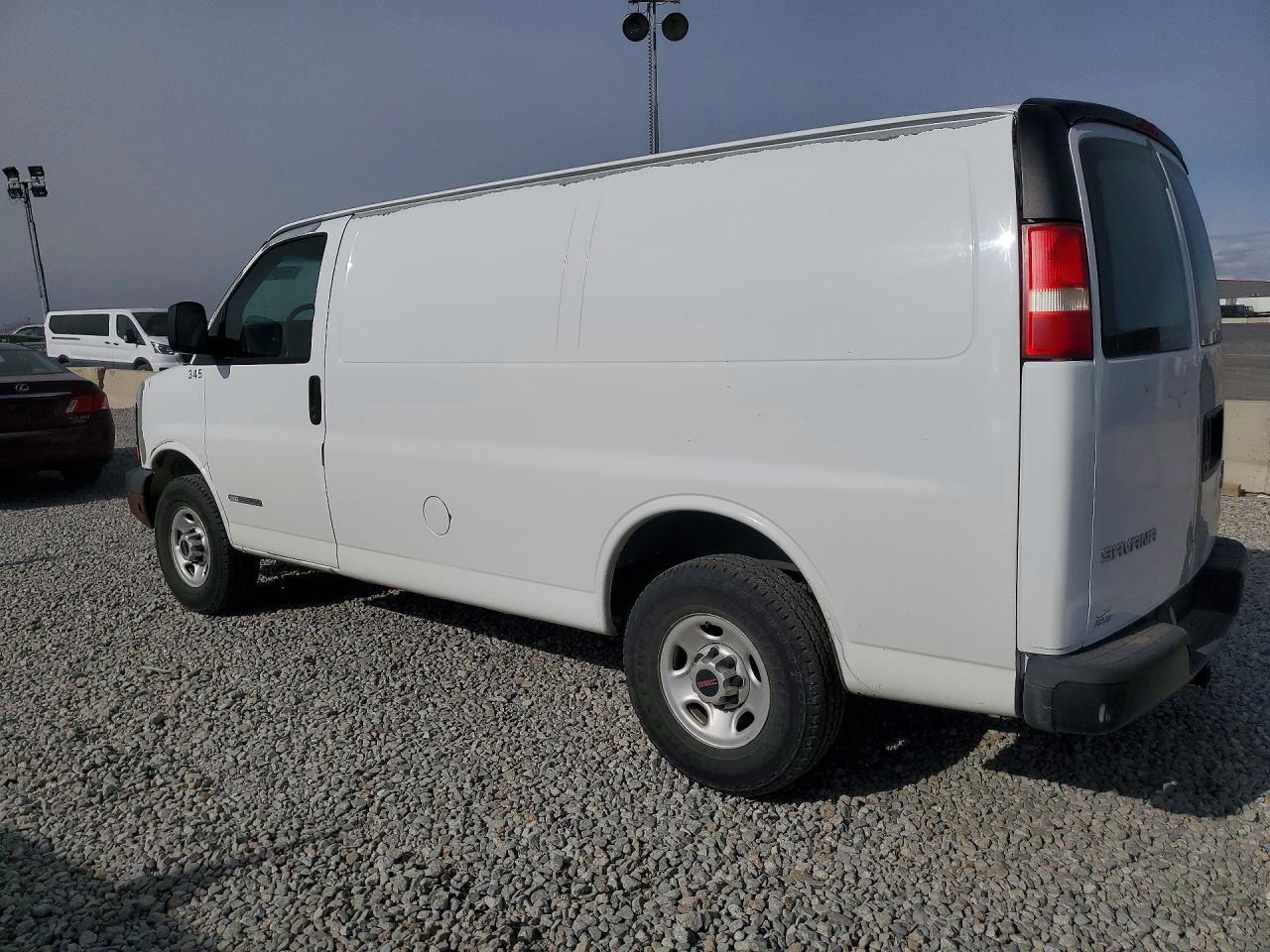 2005 GMC Savana G2500