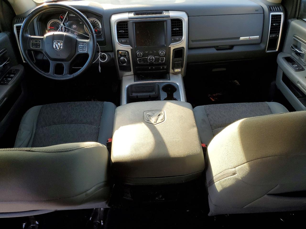 2017 Dodge RAM 1500 SLT