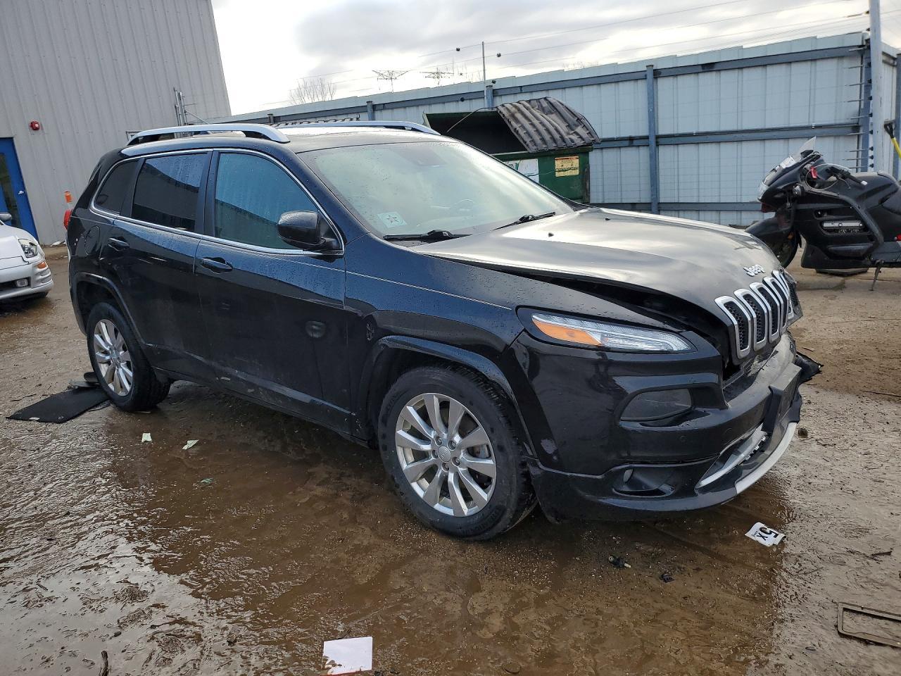 2017 Jeep Cherokee Overland