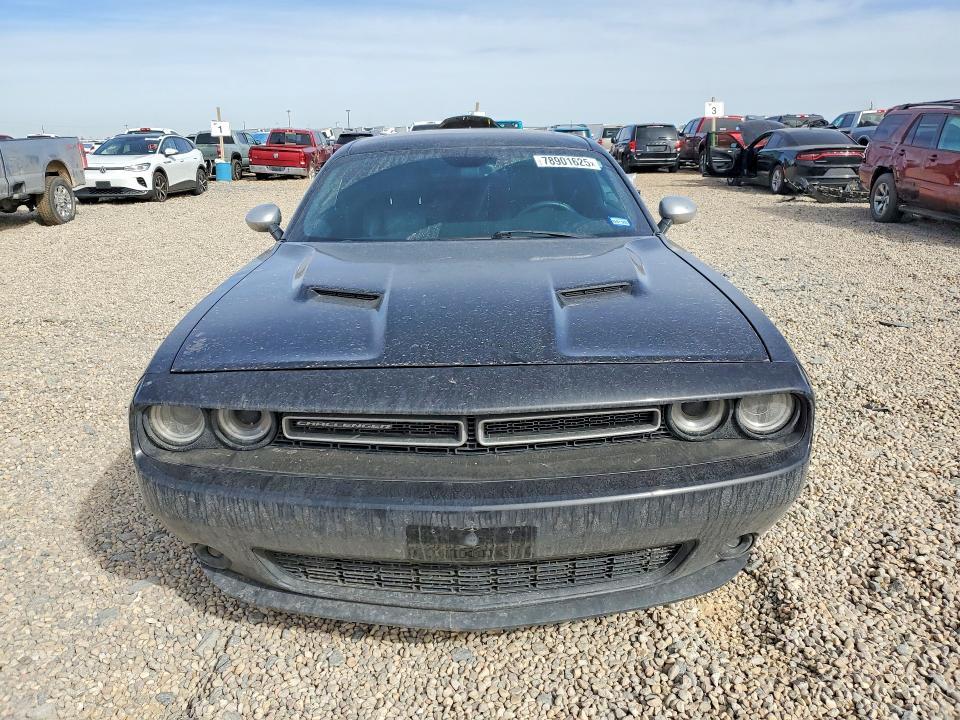 2015 Dodge Challenger sxt Plus