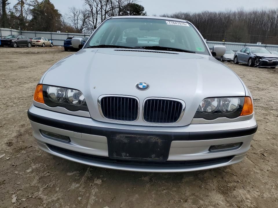 2001 BMW 325 i