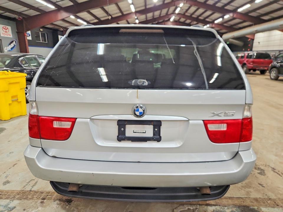 2004 BMW X5 3.0i