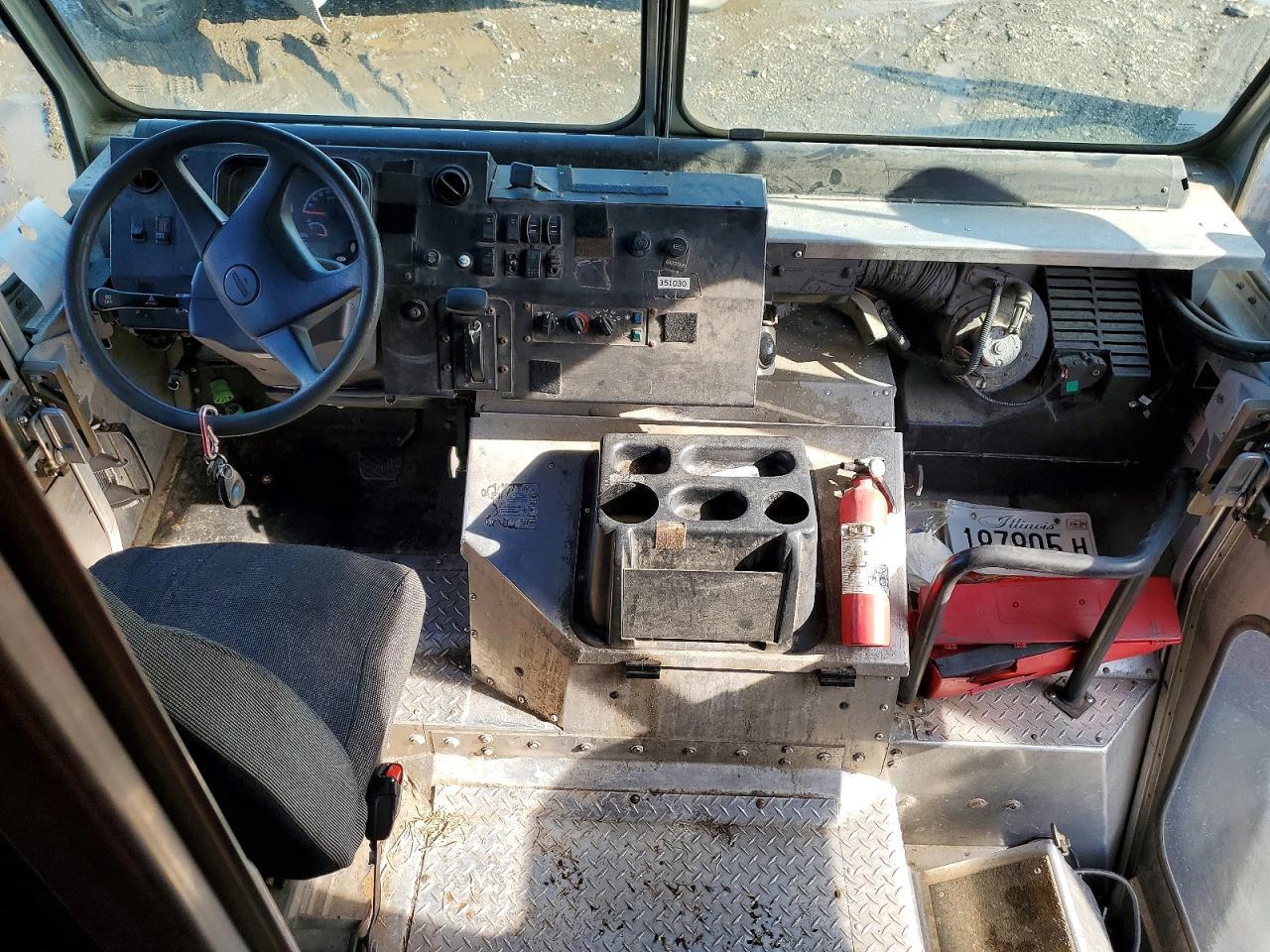 2020 Freightliner Chassis M Line WALK-IN Van