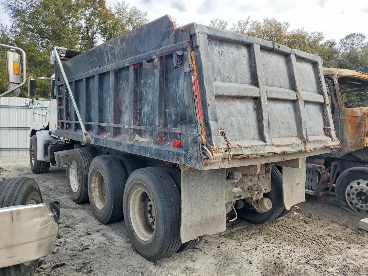1994 Freightliner Convention Dump Truck