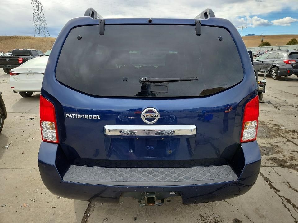 2011 Nissan Pathfinder s