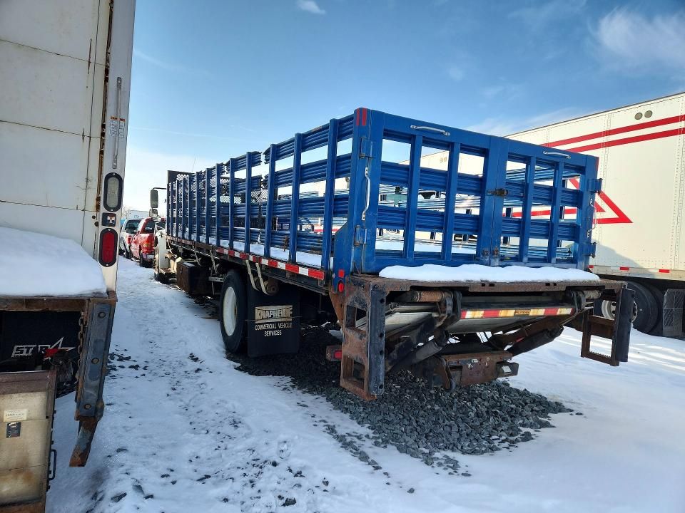 2016 Freightliner Business Class M2 Semi Truck