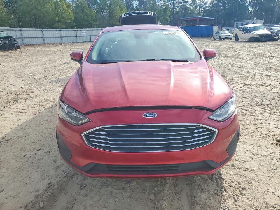 2020 Ford Fusion se