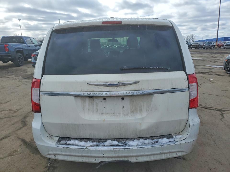 2012 Chrysler Town & Country Touring