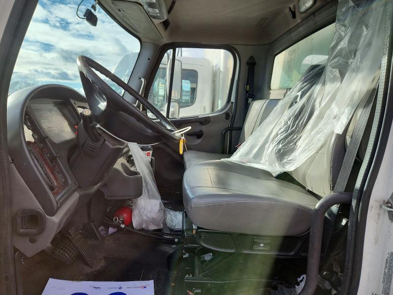 2020 Freightliner Business Class M2 BOX Truck