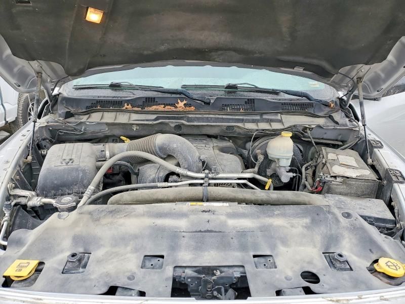 2013 Dodge Ram 1500 slt