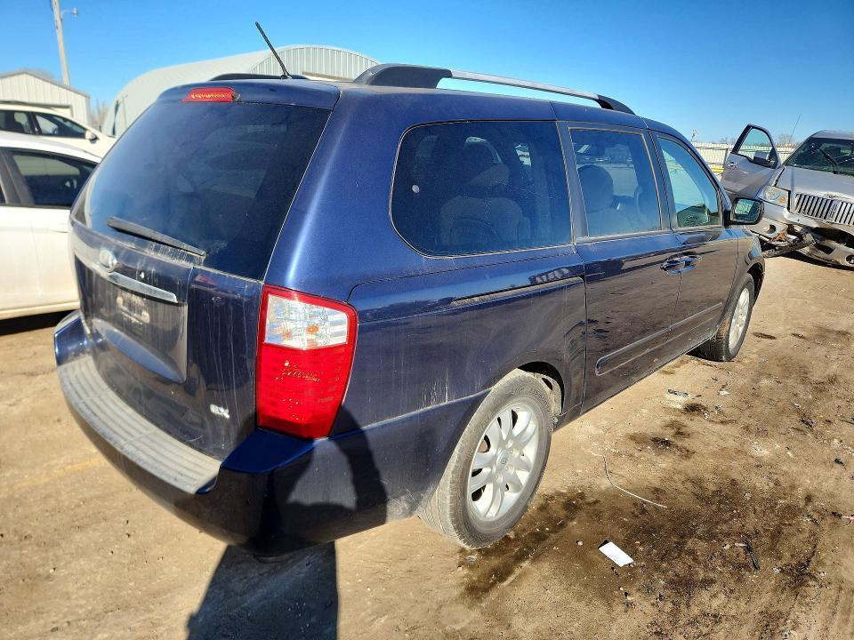 2009 KIA Sedona lx