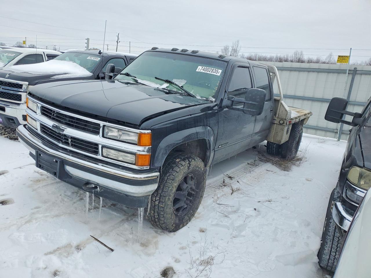 1999 Chevrolet 1999 Chev 3500 Crew Cab 168.5