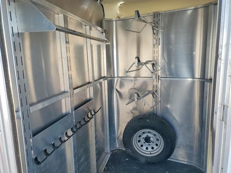 2007 Western World Livestock Trailer