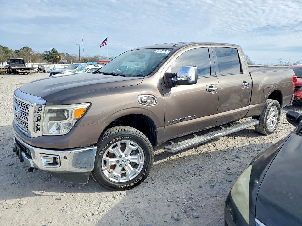 2016 Nissan Titan XD SL