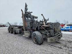 Salvage trucks for sale at Mcfarland, WI auction: 2020 Kenworth Construction T880