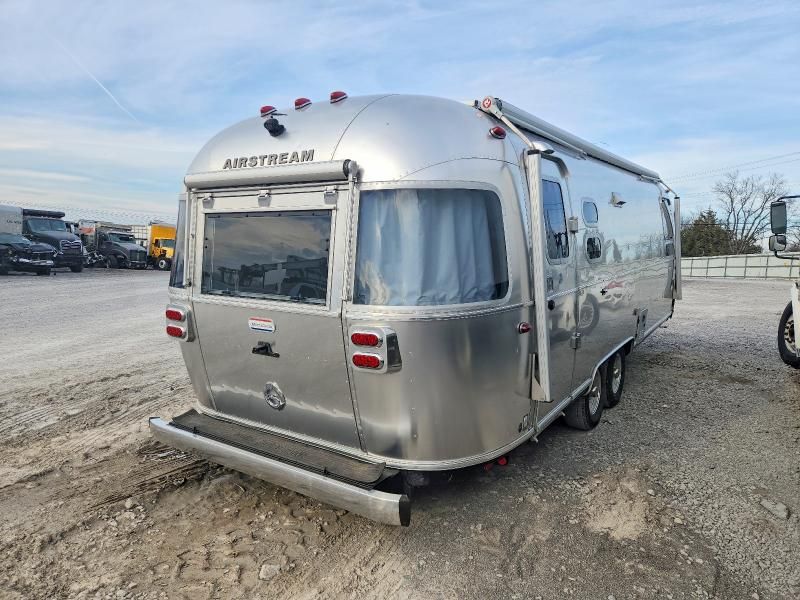 2022 Airstream Travel Tra-camper