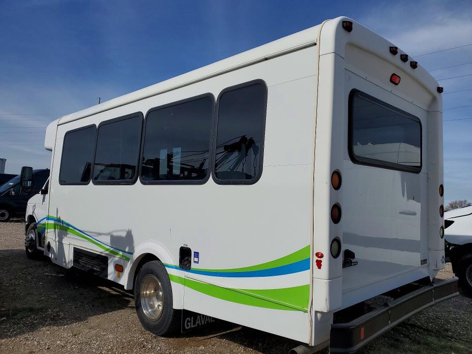 2016 Ford E450 Shuttle Bus