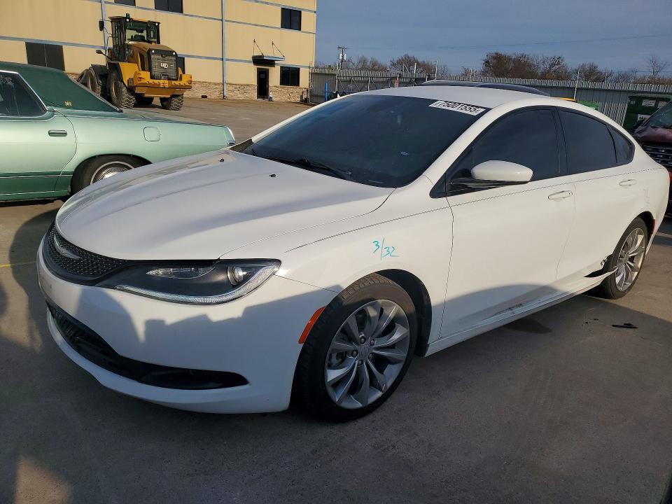 2016 Chrysler 200 s