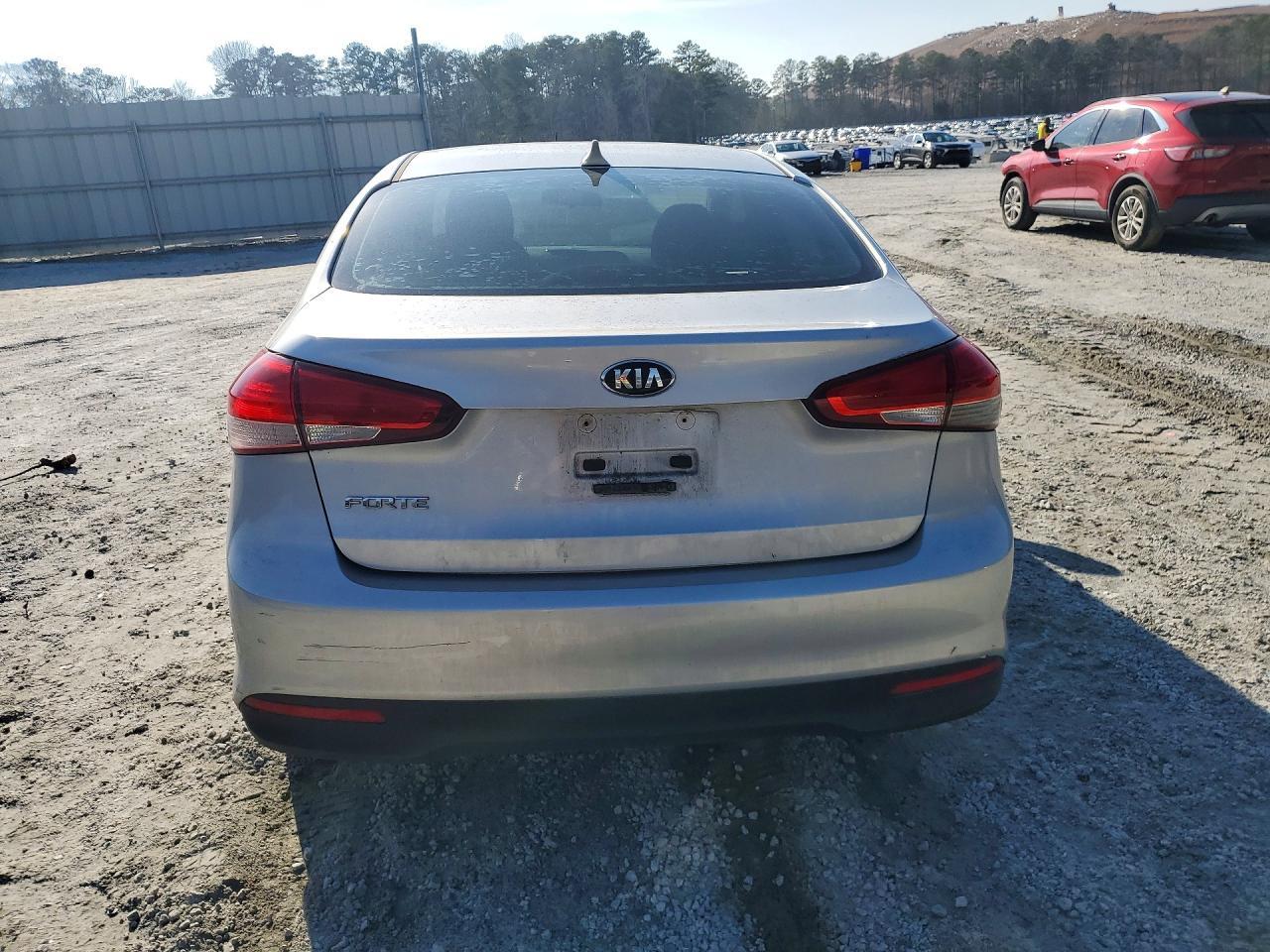 2017 KIA Forte lx