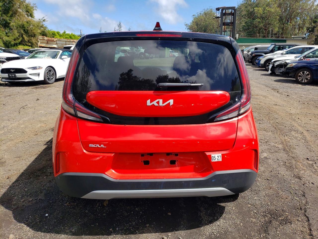 2025 KIA Soul lx