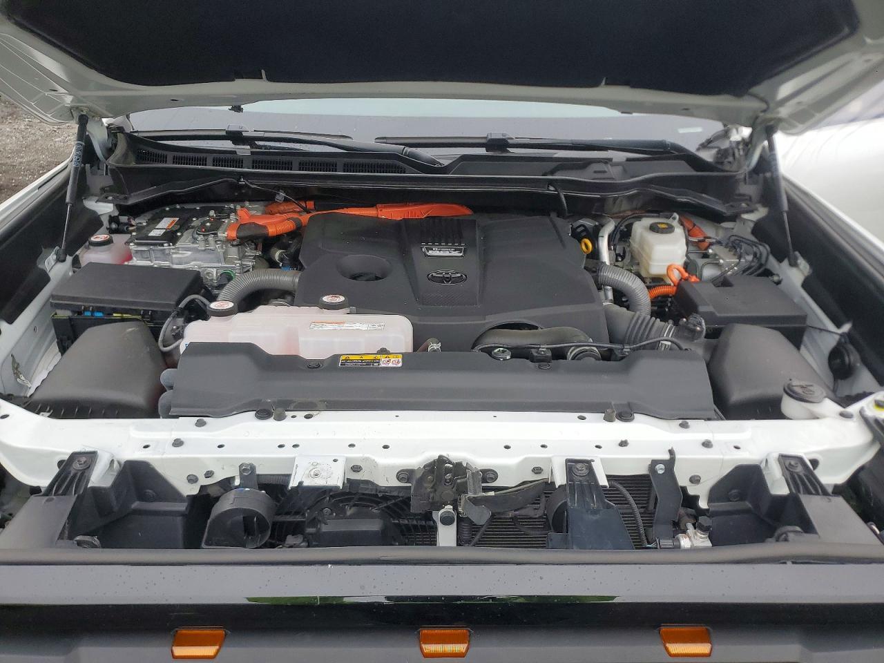 2024 Toyota Tundra 4WD Hybrid Crew Cab Limited